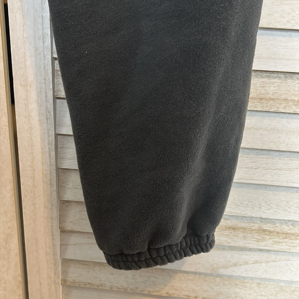 My Mum Made It Embroidered Fleece Joggers Size Small - Picture 9 of 10